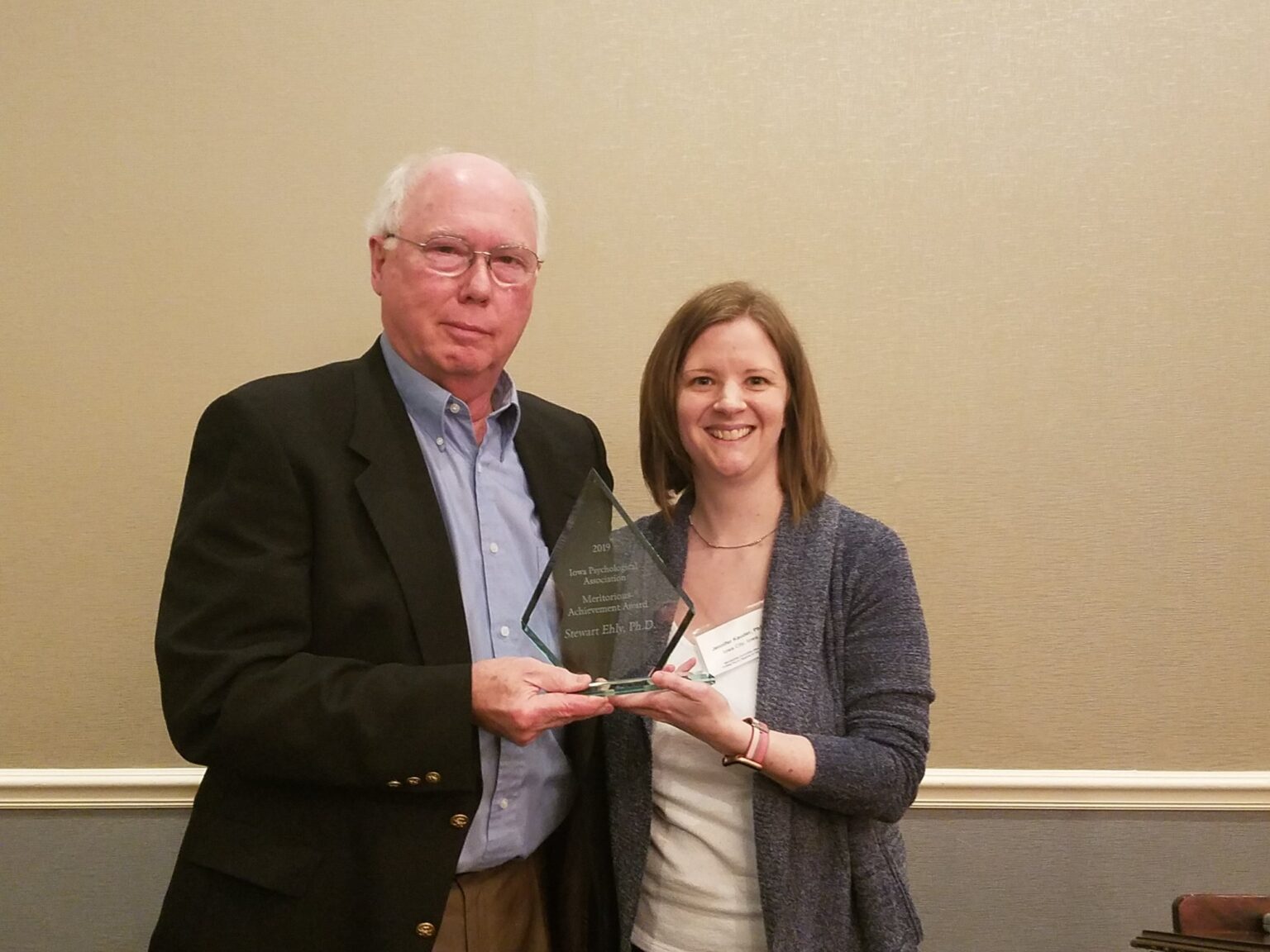 IPA member receiving an award.